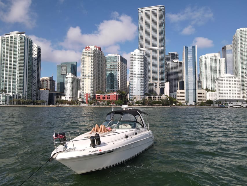 Book your 2-Hour Serenity and Scenic Yacht Tour Miami with Champagne experience today. Discover upcoming events, exciting activities, tours, places to eat, places to stay, and fun things to do in Miami, Florida with PartyFixx.co.