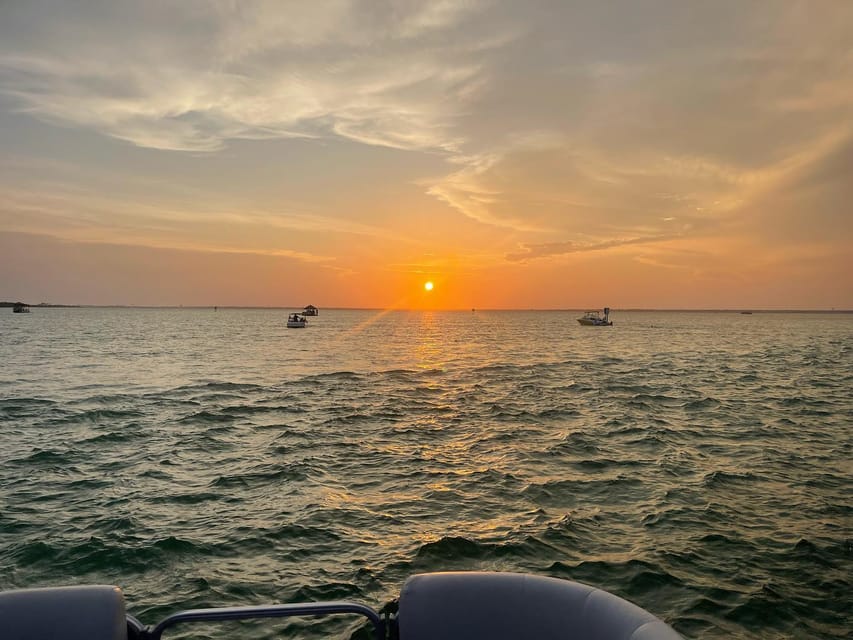 Book your Florida: Emerald Coast Sunset & Dolphin Cruise with Guide experience today. Discover upcoming events, exciting activities, tours, places to eat, places to stay, and fun things to do in Destin, Florida with PartyFixx.co.