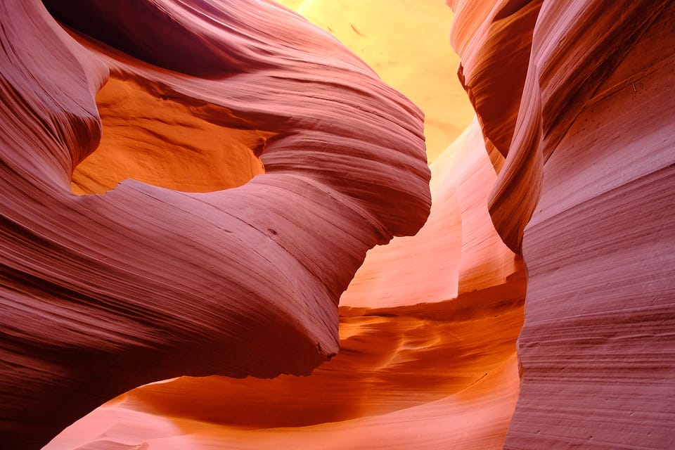 Book your Las Vegas: Antelope, Monument Valley, & Horseshoe 3-Day Tour experience today. Discover upcoming events, exciting activities, tours, places to eat, places to stay, and fun things to do in Sedona, Arizona with PartyFixx.co.