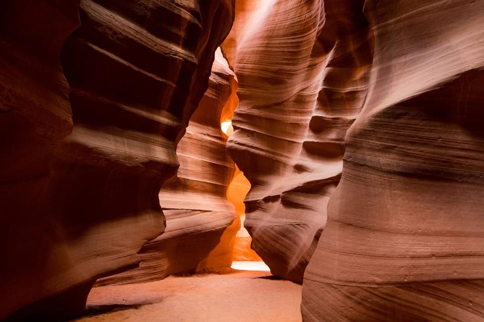 Book your Las Vegas: Upper Antelope Canyon/Horseshoe Bend Tour & Lunch experience today. Discover upcoming events, exciting activities, tours, places to eat, places to stay, and fun things to do in Lake Powell, Arizona with PartyFixx.co.