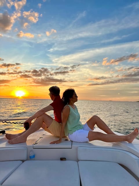 Book your Naples, FL: 2.5 Hour Private Sunset Cruise in 10,000 Islands experience today. Discover upcoming events, exciting activities, tours, places to eat, places to stay, and fun things to do in Everglades City, Florida with PartyFixx.co.