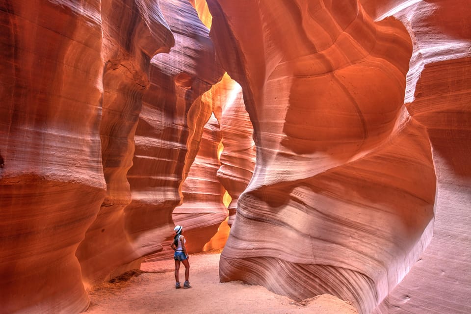 Book your Page: Antelope Canyon and Lake Powell Kayak Tour w/Shuttle experience today. Discover upcoming events, exciting activities, tours, places to eat, places to stay, and fun things to do in Horseshoe Bend, Arizona with PartyFixx.co.