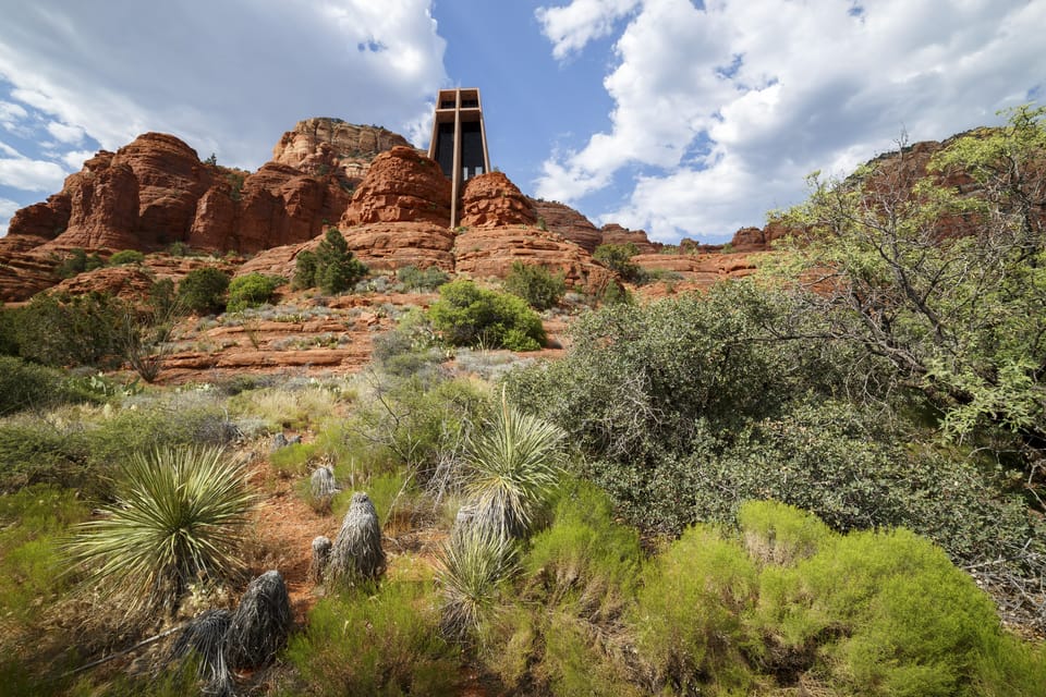 Book your Sedona Mini Coach Tour experience today. Discover upcoming events, exciting activities, tours, places to eat, places to stay, and fun things to do in Sedona, Arizona with PartyFixx.co.